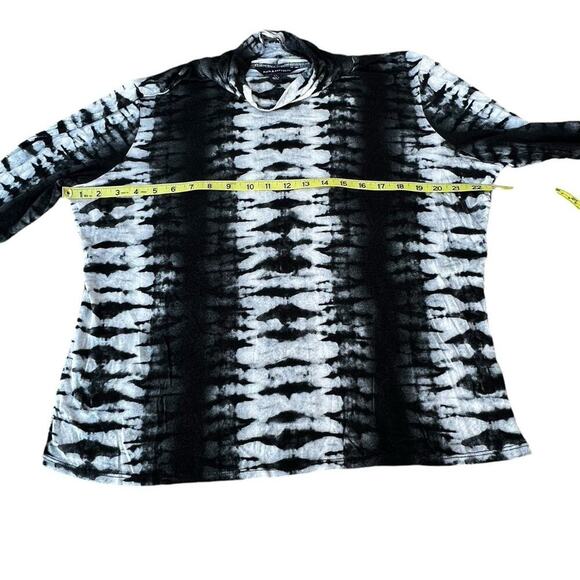 ROCK & REPUBLIC tie-dye, turtleneck, women's size XL - Picture 4 of 6